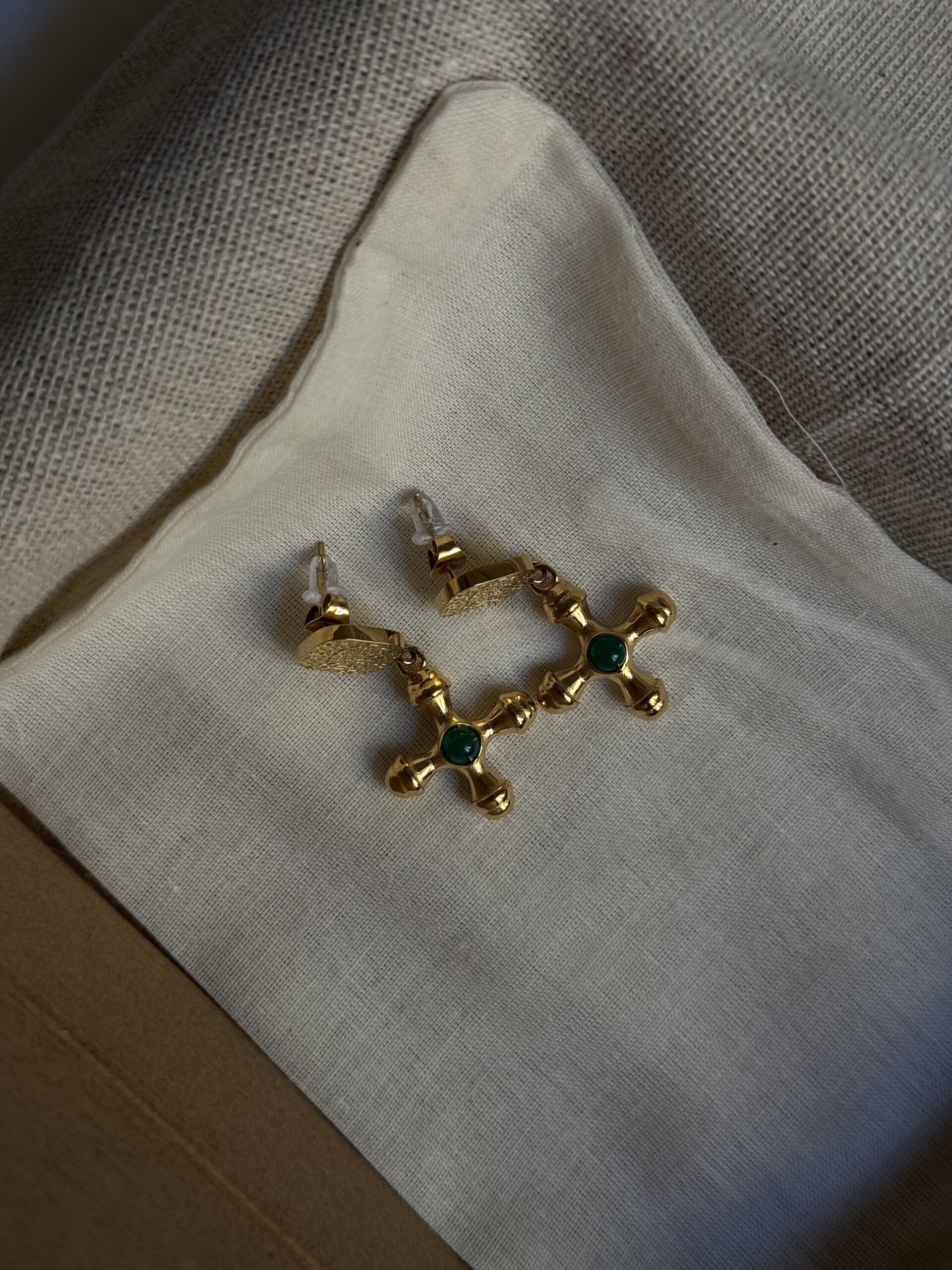Pendientes Kruz. - 2