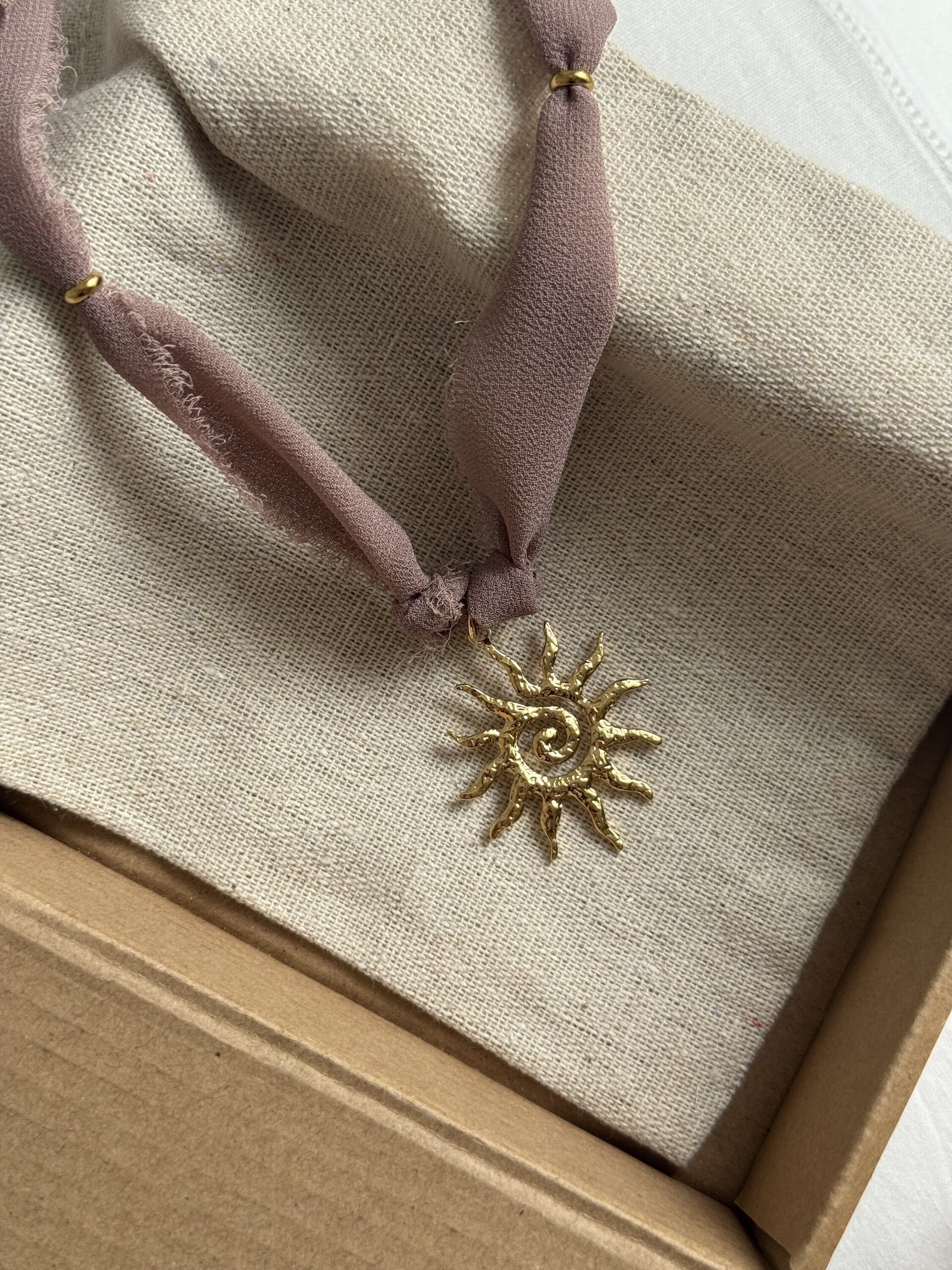 Collar Sol 🌞 - 3